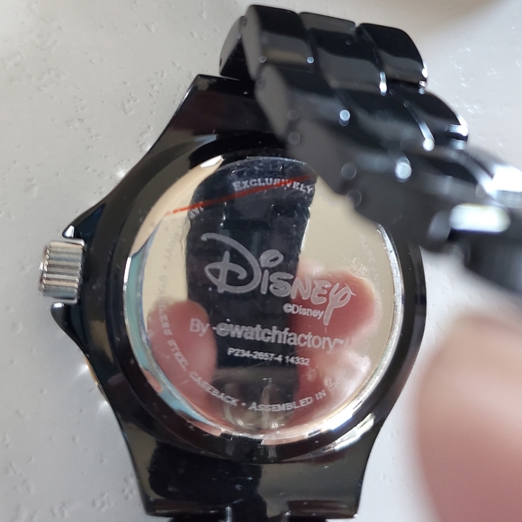 Mickey Mouse Peekaboo Women's Crystal Watch - Picture 15 of 16